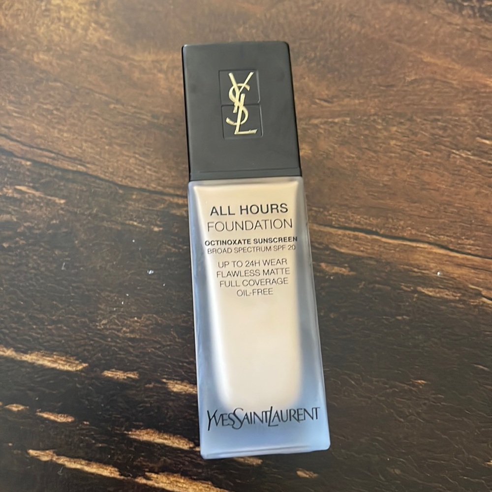 YSL All Hours Foundation